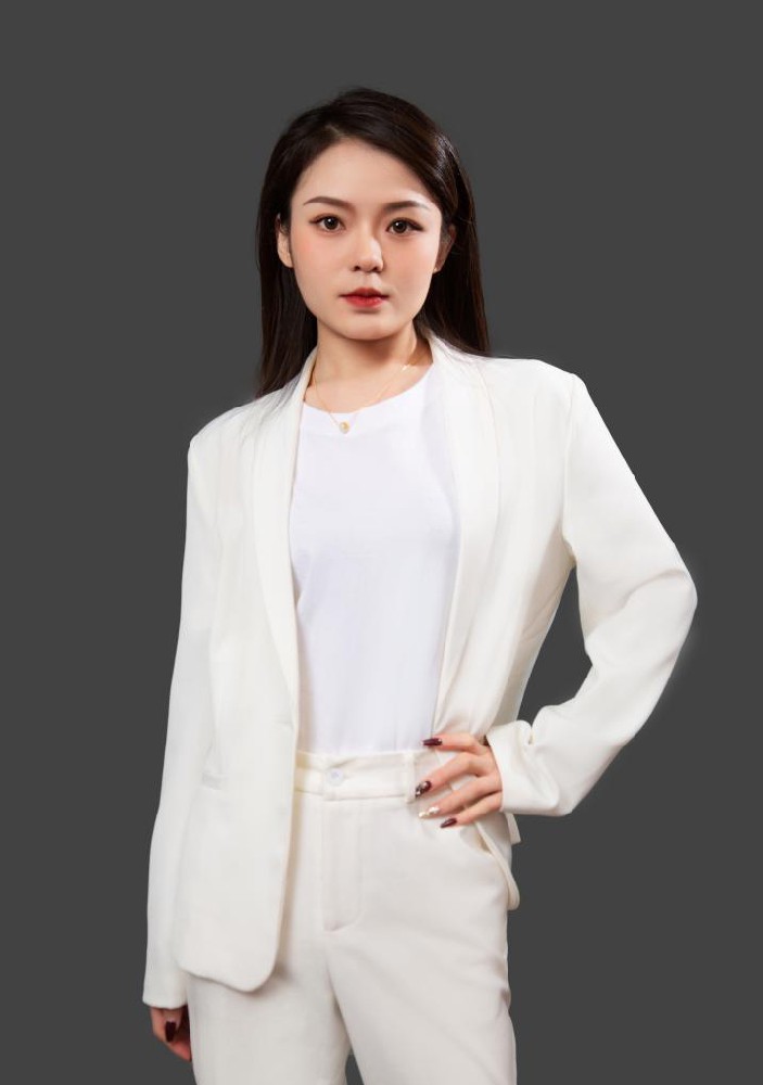 任怡1.jpg